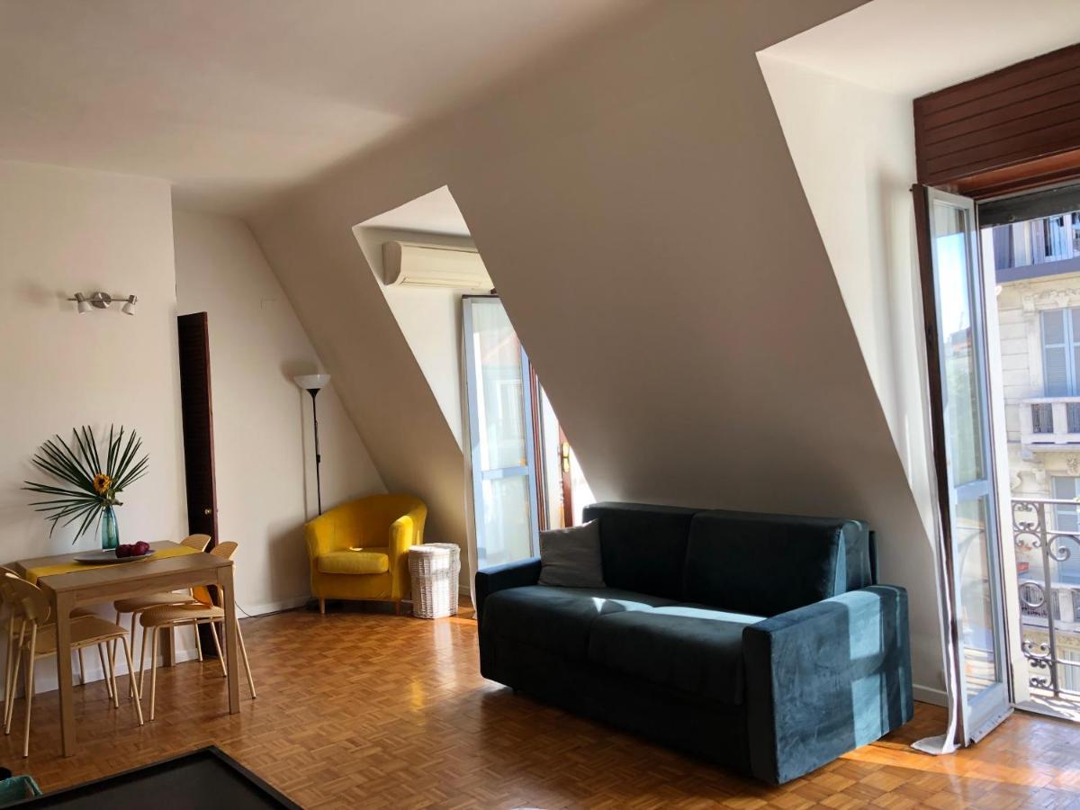 Easy Isola, For An Easy Stay Milano Exteriör bild