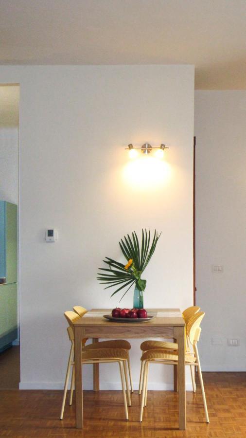 Easy Isola, For An Easy Stay Milano Exteriör bild