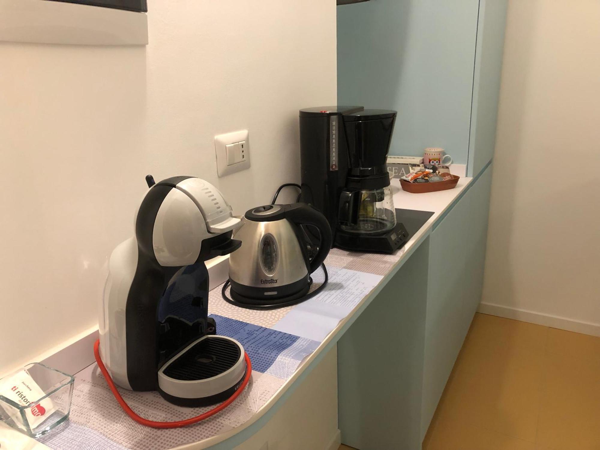 Easy Isola, For An Easy Stay Milano Exteriör bild